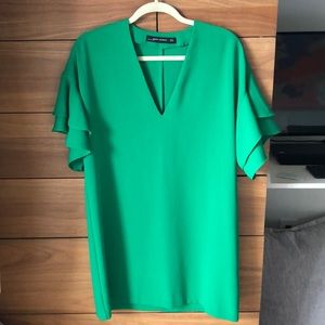 Green Zara dress size M
